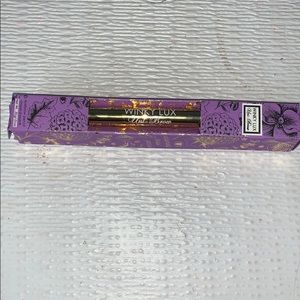 Winky Lux eye brow pencil